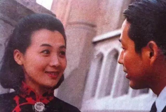 围城方鸿渐和赵辛楣家世对比，重温钱钟书《围城》