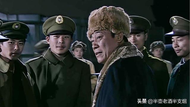 戴笠和毛人凤谁的官大，戴笠大还是毛人凤大（毛人凤把吴敬中抓去砍甘蔗）