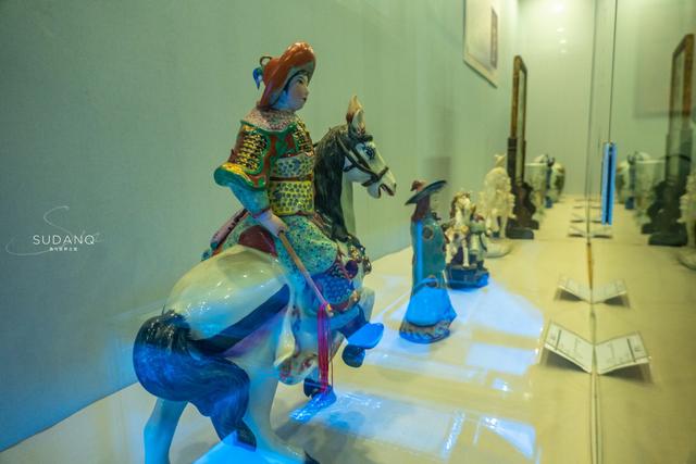 花木兰是哪个朝代的人物，花木兰是哪个朝代的人物老公是谁（木兰将军的老家在武汉黄陂）