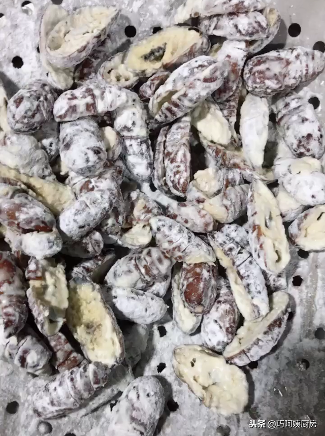 蚕蛹怎么炸才酥脆，炸蚕蛹的正确做法（金黄酥脆的干煸茧蛹）