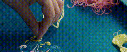 唯美星空怎么画出来，怎么画出美丽的星空（美女用一根针“画”出万种绚丽星空）
