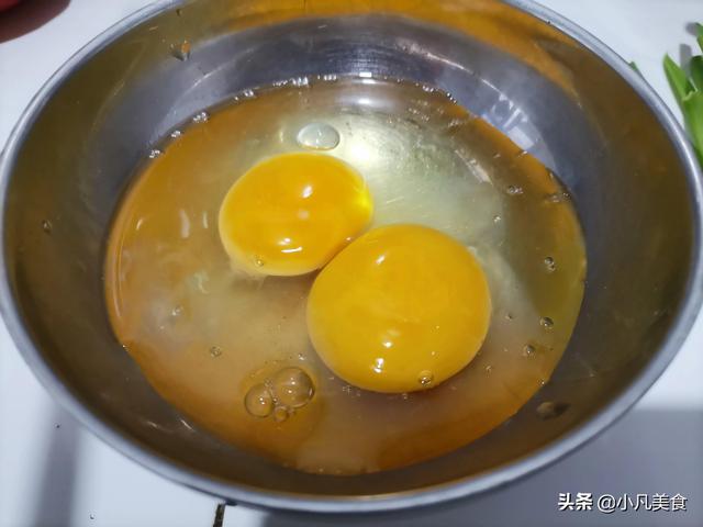 西葫芦炒鸡蛋怎么做好吃，怎样做美味的黄瓜西葫芦炒鸡蛋（西葫芦炒鸡蛋、简单好吃的一道家常菜）