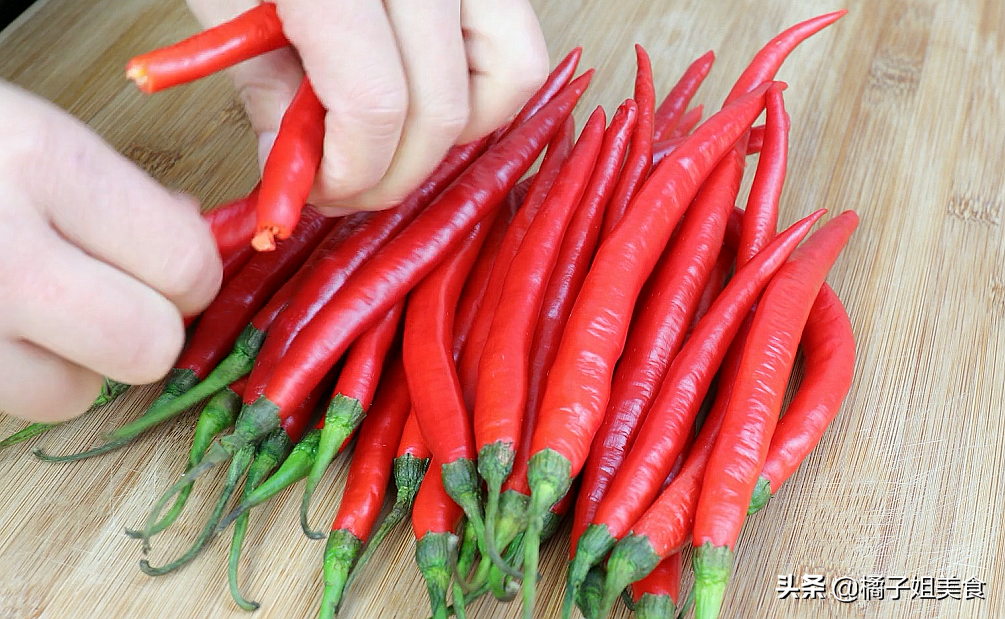 圖片[2]-辣椒醬的家庭做法 沒有任何添加劑 香辣過癮 拌啥都美味-起舞食譜網