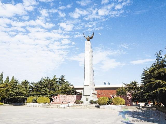 武汉二七纪念馆，为何叫武汉二七长江大桥（一定记得来二七纪念馆看看）