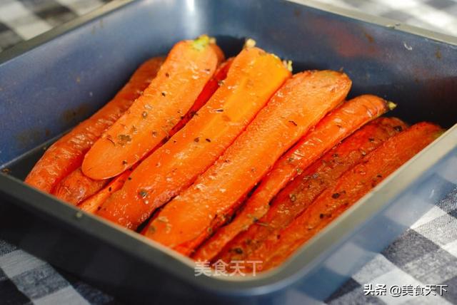 胡萝卜切丝怎么切，胡罗卜怎么炒好吃（看看别人家胡萝卜的做法）
