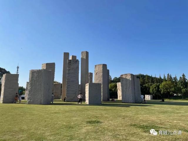 月湖雕塑公园攻略，上海怎么旅游省钱（月湖雕塑公园-面积大人不多除了贵和远其他都很好）
