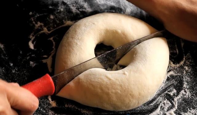 小笼包的做法和配方，小笼包的做法和配方视频教程