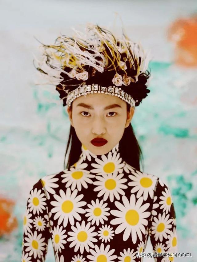 怎样才能成为国际超模，成为超模有多难（成为时装模特须具备的条件）