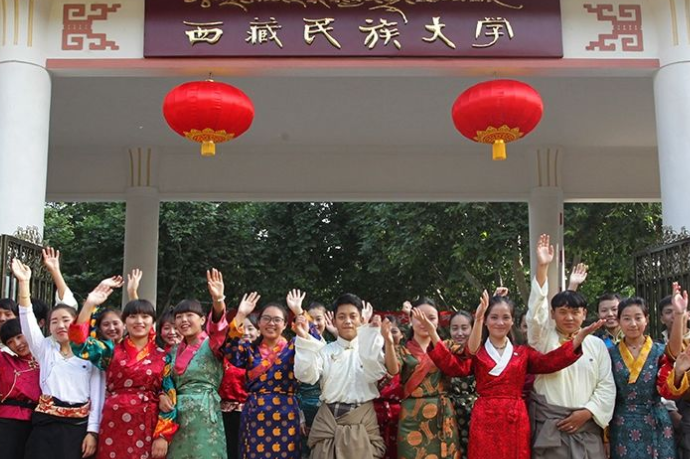 事业编签合同吗（大批）