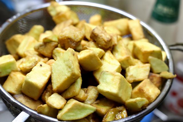 什么是酱爆，酱爆是什意思（甜面酱、番茄酱哪种更好吃）