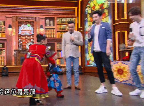 王一博演红孩儿的电影，王一博演红孩儿的电影叫什么（凭一部作品直接红成顶流）