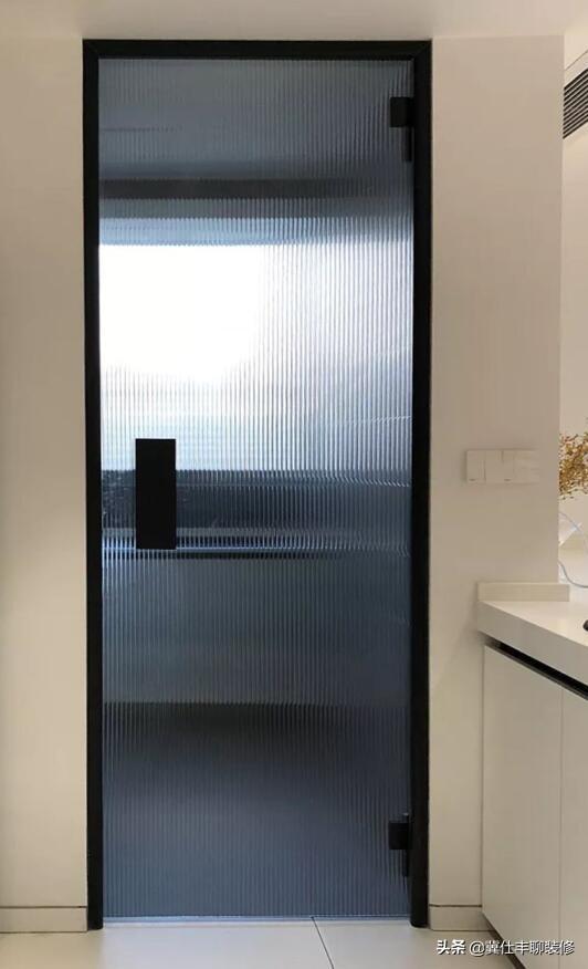 什么是长虹玻璃，长虹玻璃属于什么玻璃（为什么用在家里会这么美）