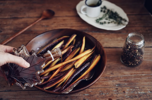 紫萝卜皮的功效与作用及禁忌，紫皮胡萝卜的功效与作用及禁忌（五月这菜要多吃）