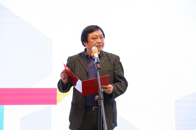 清华美院有附属中学吗，清华美院有附中吗（西大附中缤纷美育节——向美而行）