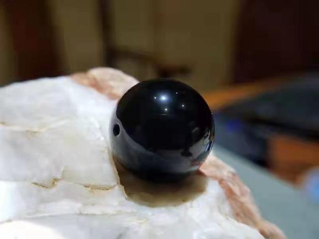 黑玛瑙产地介绍，黑玛瑙产地介绍在哪里（探寻神秘的“黑玛瑙”之——“玄珠”历史）