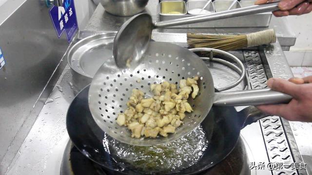 鸡腿的做法大全家常，9种家常美味鸡腿做法一学就会了（教你家常炒着吃做法）