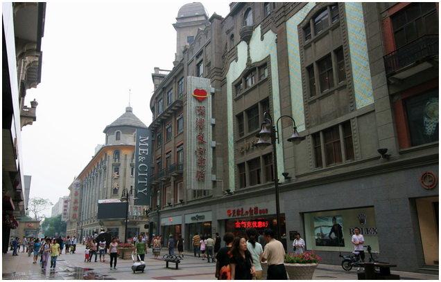 天津最正宗狗不理店在哪，天津最正宗狗不理店在哪儿（有号称天津三绝的“狗不理”总店）