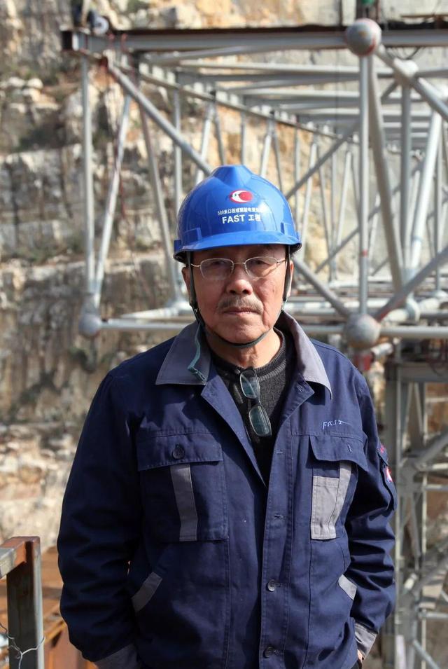 天文望远镜是谁发明的，世界上第一台天文望远镜是什么（95后：这才是真正的偶像）