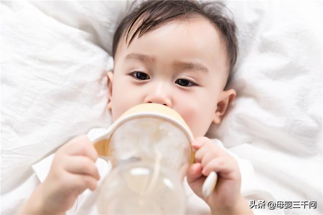 奶瓶有保质期吗，可么多么奶瓶的保质期是几年（奶瓶会过期吗？多久要更换）