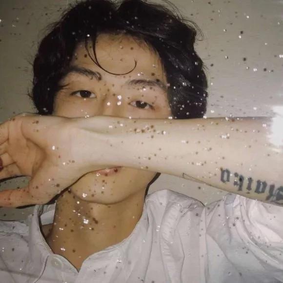 给我来一打沙雕旺仔 旺旺，微信头像，给我来一打沙雕旺仔 旺旺（旺仔情侣头像）