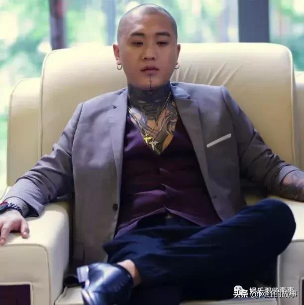 快手小英伟是怎么火的,快手网红主播身份大曝光 快手小英伟是怎么火的,快手网红主播身份大曝光