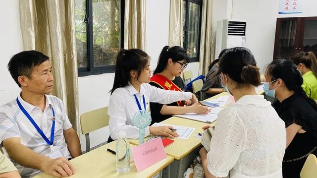 厦门工学院怎么样，厦门工学院是几本学校（厦门工学院职业教育学院上“新”了）