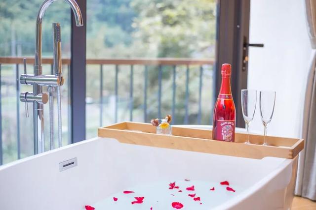 浥尘.网名，浥尘.（4个不错的民宿设计案例）