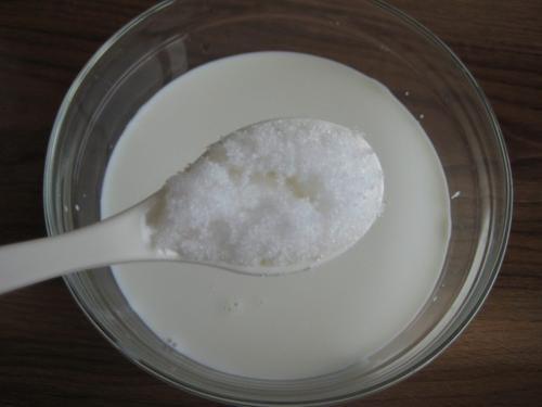 怎么判断自制酸奶坏了，如何辨别酸奶变质（自制的葡萄酒、酸奶会更营养卫生吗）