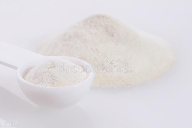吃蛋白粉的副作用，长期吃蛋白粉有什么副作用（普通人真的不用吃）
