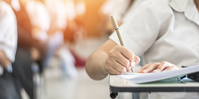 辅修法学可以参加司法考试吗（法考资格公布）