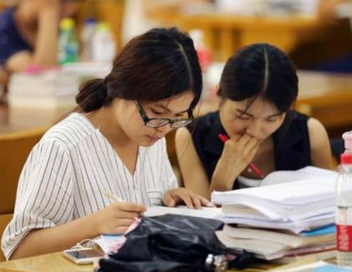 硕博连读可以换学校吗（南开大学硕博生被退学）