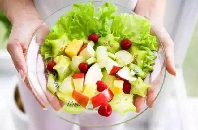 惊蛰是几月几日 惊蛰一般在哪一天，惊蛰是几月几日（万物复苏，今日惊蛰）