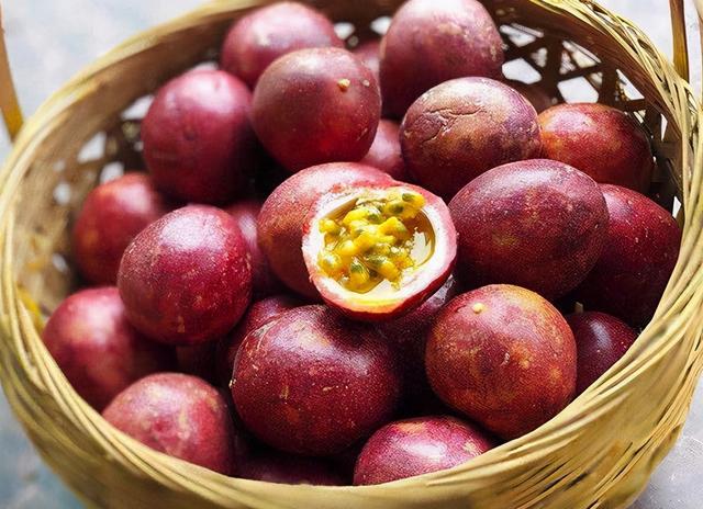 passionfruit歌词 passionfruit歌曲介绍，passionfruit歌词（被称为“果汁之王”）