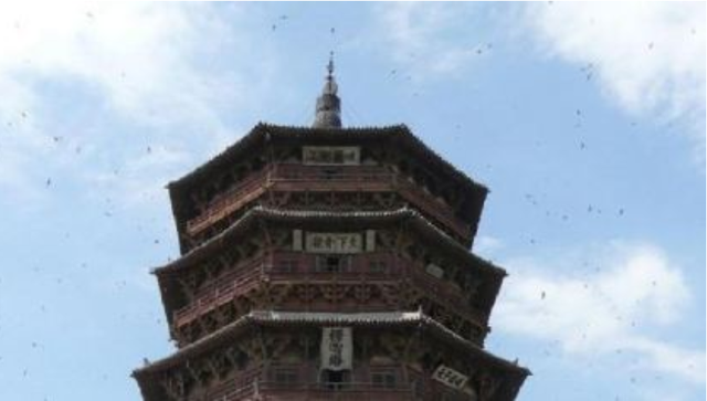 世界各地有哪些塔如埃菲尔铁塔，埃菲尔铁塔是哪国的景点（震不塌烧不坏的千年木塔）