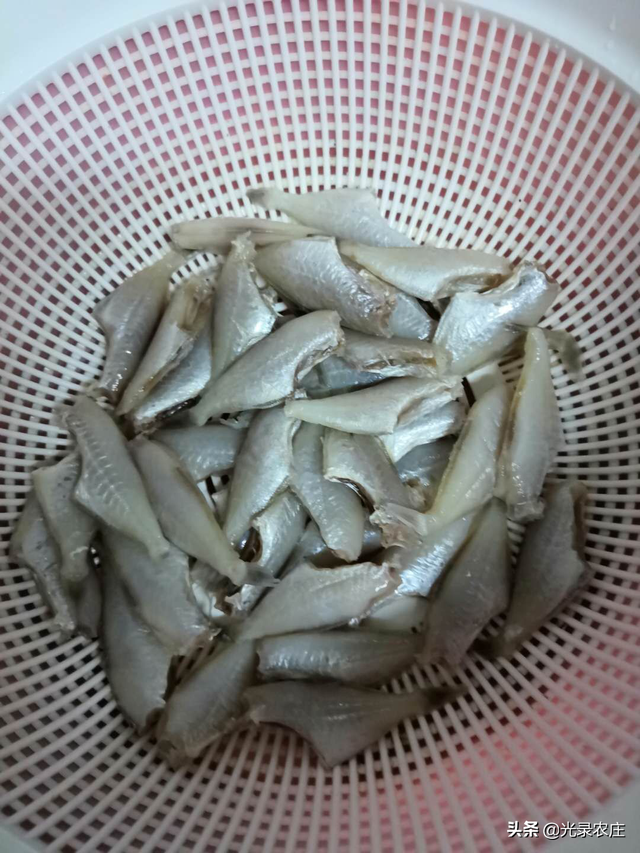 干煎剥皮牛怎么做，剥皮牛要煮多久（炎热的夏天喝啤酒没有下酒菜）