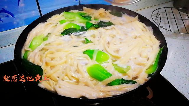 驴蹄子面的做法，驴蹄子面和面做法（做法简单一看就会）