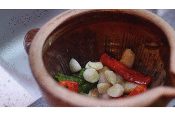 夕颜花是牵牛花吗，花语比较虐心的花（它这落苏的别名同样动人）