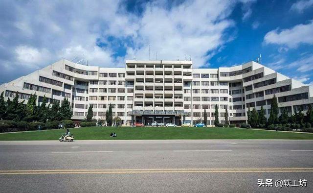 吉林外国语大学是几本，吉林外国语大学是几本_是一本还是二本大学（这3所“非双”更名后上了档次）