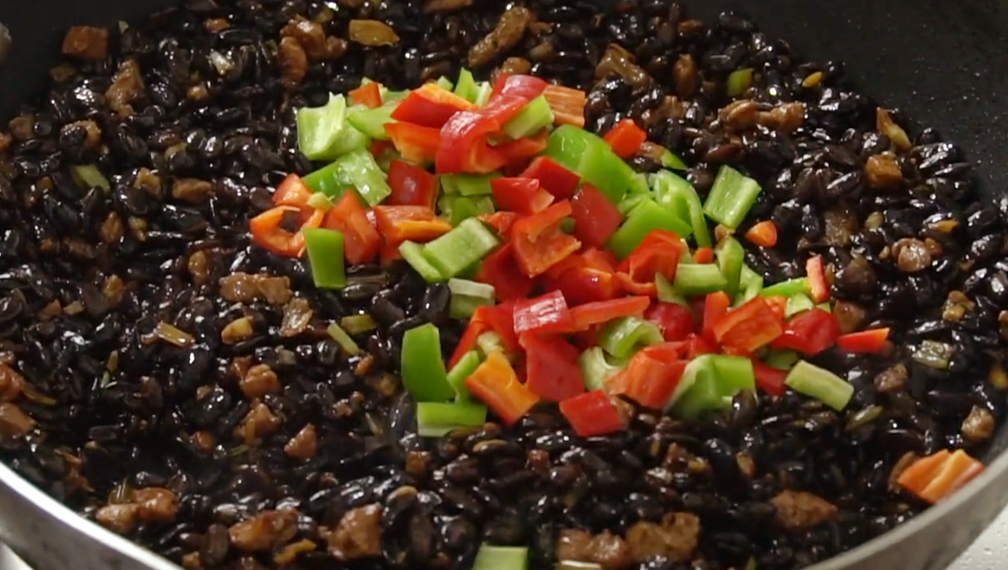 圖片[6]-【黑豆炒肉丁】做法步驟圖 比補藥還好 炒一下上桌特簡單-起舞食譜網
