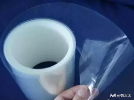 pet是什么材料，pet是什么材料是食品级吗（PET材料“破壁”进入家居界）