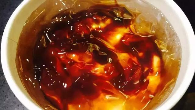 白凉粉的原料是什么东西，做白凉粉的原料是什么（四川冰粉、云南木瓜水、宁波冻蒲…这些凉粉）