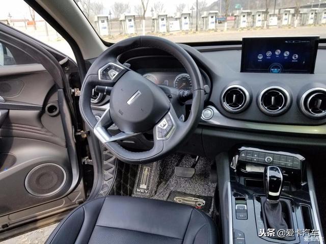 一条竖杠是什么车，一条竖线是什么车（即将破万，哑光灰WEY）