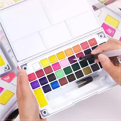 固体水粉和固体水彩的区别，固体水粉和固体水彩的区别在哪里（别再问我水彩和水粉有啥不一样）