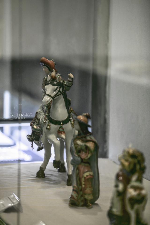 花木兰是哪个朝代的人物，花木兰是哪个朝代的人物老公是谁（木兰将军的老家在武汉黄陂）