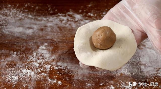 栗子饼的制作方法，栗子鸡蛋饼的制作方法（教你做一道甜而不腻的栗子饼）