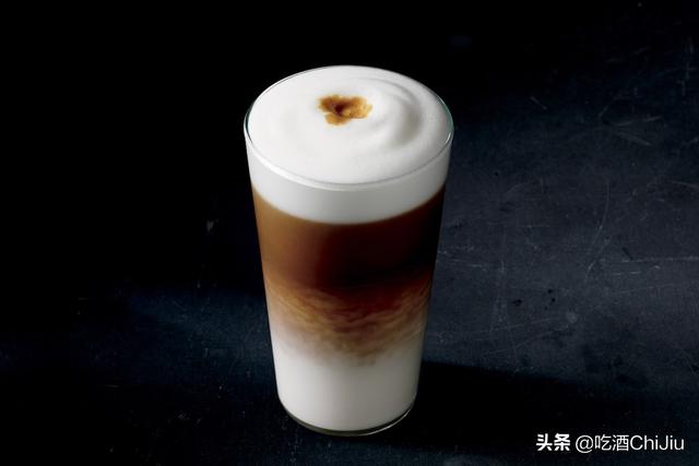 玛奇朵奶茶是不是含咖啡,玛奇朵有没有咖啡成分(姑娘想点的"焦糖玛奇