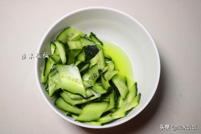 家常鸡蛋炒黄瓜做法大全，黄瓜清脆不出水