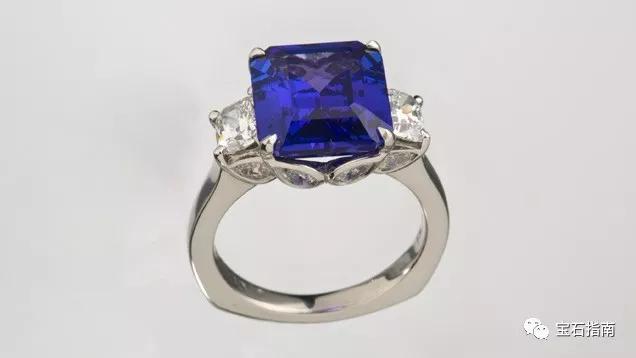 什么是坦桑石呢、，坦桑石百度百科（彩色宝石的历史文化之坦桑石）