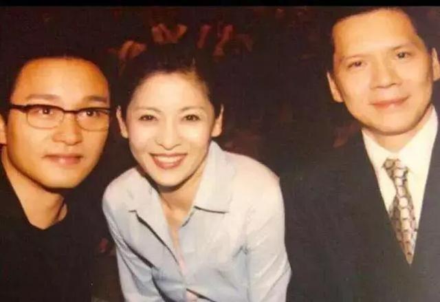 向太陈岚年轻时的盛世美颜，向太陈岚年轻时照片曝光