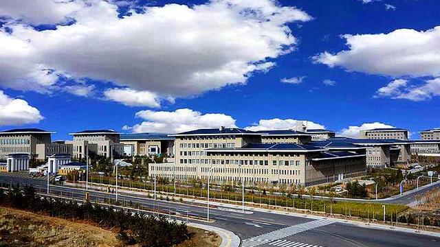 集宁师范学院官网，集宁师范学院教务处官网登录入口（中国唯一以市辖区名字命名的师范学院）